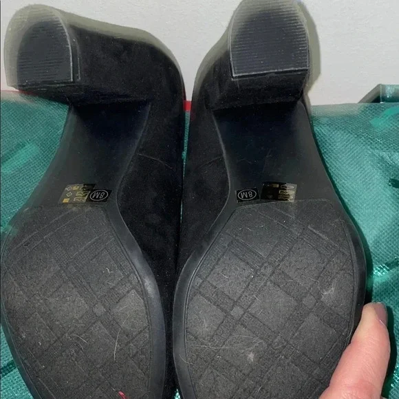 Chinese Laundry Black Heels Classic Design (8) - Picture 5 of 8